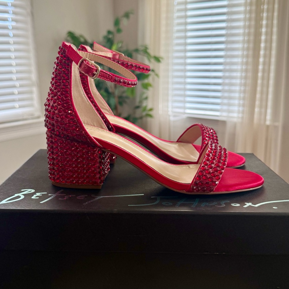 Betsey Johnson Mari Red Crystal Rhinestone Ankle Strap Block Heel | Sz. 5.5 NIB